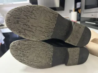 Botas de piel hombre negras