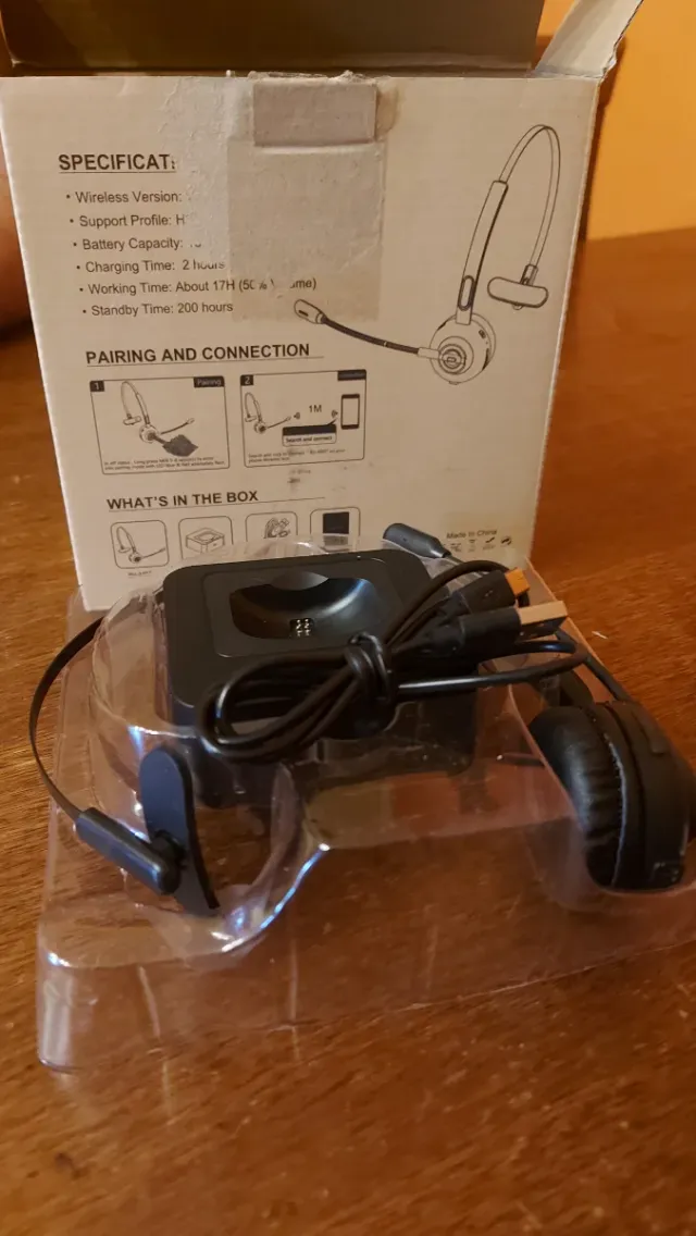 Cuffie Bluetooth con microfono e base