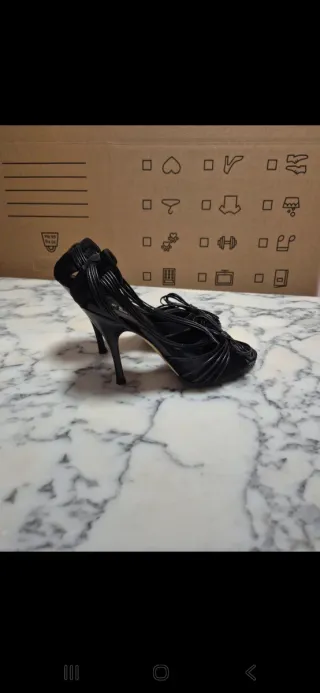 Sandali Iceberg neri con fiocco