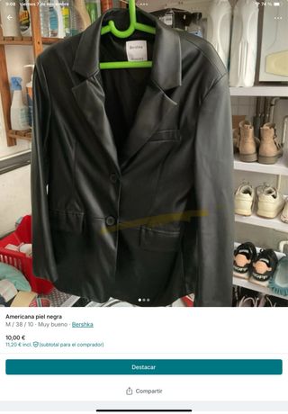Americana Piel Negra Bershka Talla M
