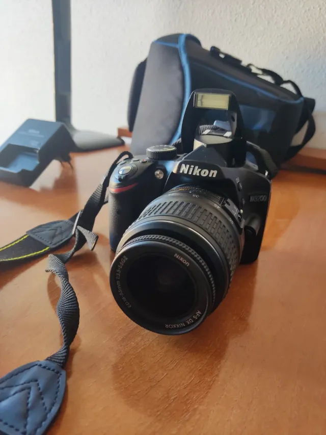 Kit Fotocamera professionale Nikon D3200 come nuova