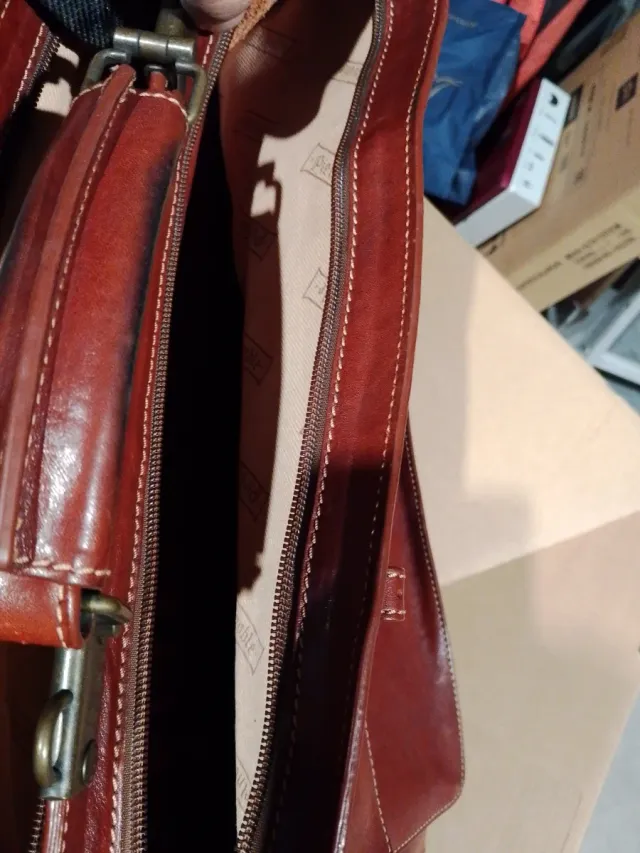 Maletín Pielnoble Marrom