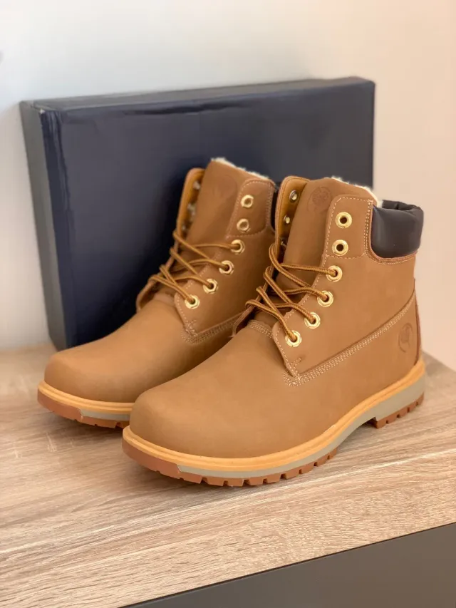 Botas hombre. Número  41