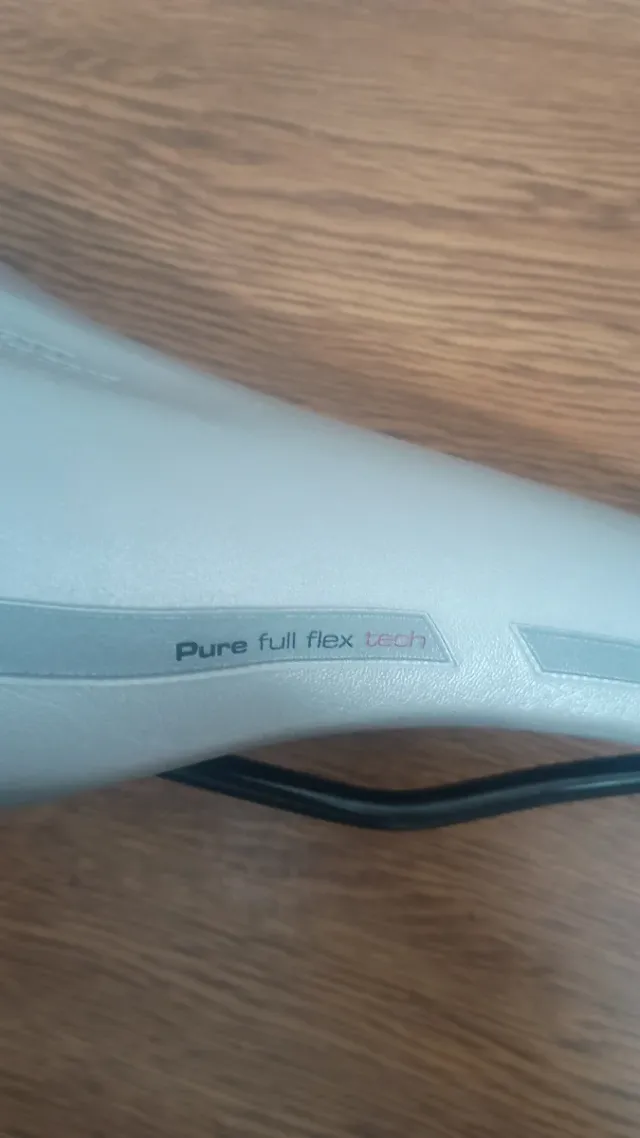 Sillín de bicicleta lapierre. PFF Pure full flex