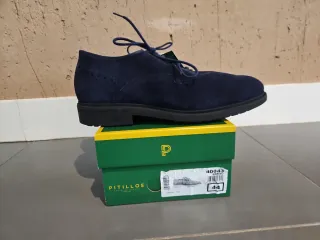 Zapatos Pitillos azul ante. Talla 44. Sin usar