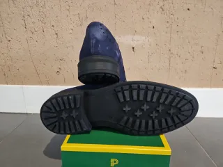 Zapatos Pitillos azul ante. Talla 44. Sin usar