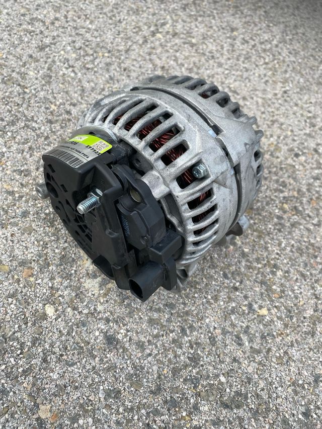 Alternador Audi A4 B8 14V 140A