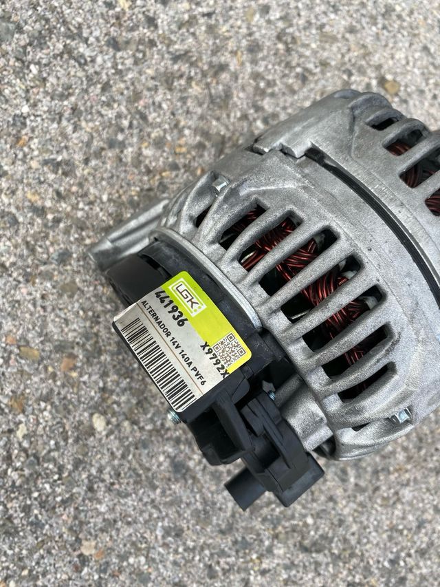 Alternador Audi A4 B8 14V 140A