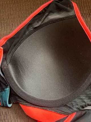 Sujetador deportivo cremallera frontal