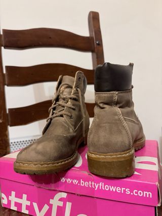 Scarponcini in pelle marrone