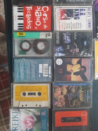 Lote de 15 Casetes Antiguas Variadas