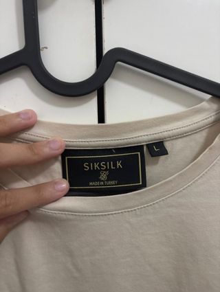 Camiseta SikSilk Beige