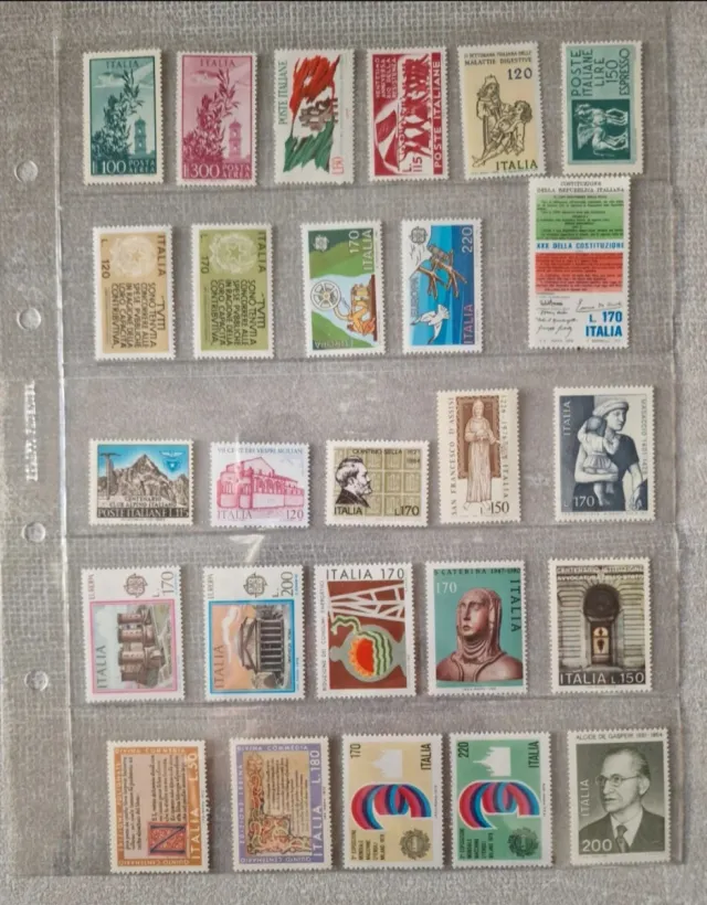 Lotto 38 francobolli Repubblica Italiana