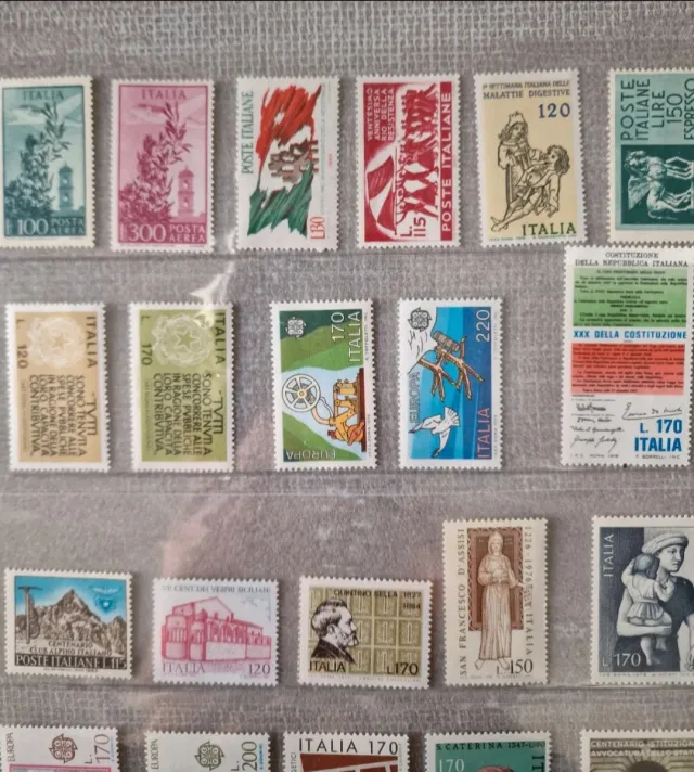 Lotto 38 francobolli Repubblica Italiana