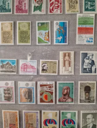 Lotto 38 francobolli Repubblica Italiana