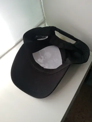 Gorra Hunter x Hunter Negra