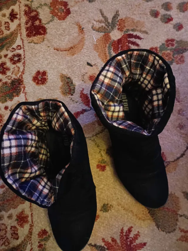 Botas de ante negras