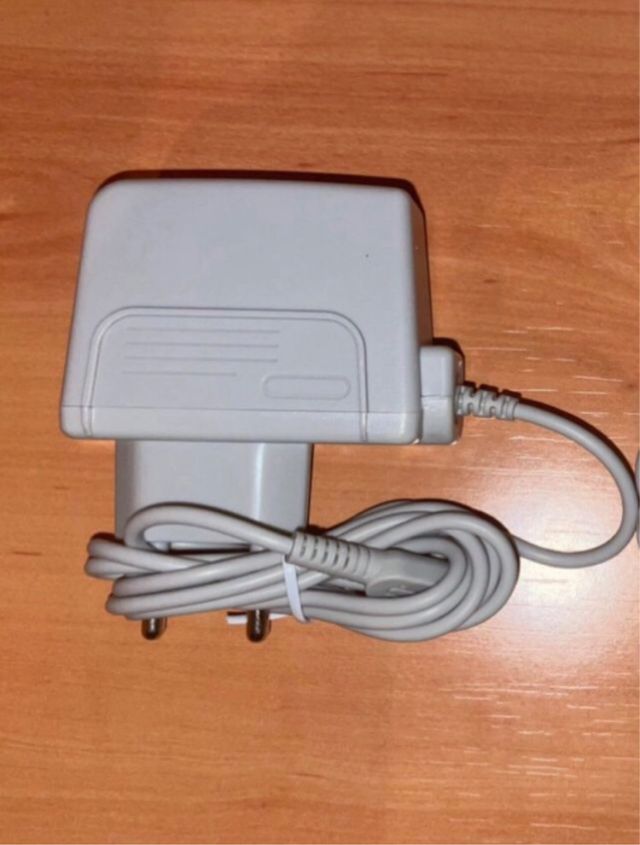 Cargador Nintendo 3DS/2DS/DS