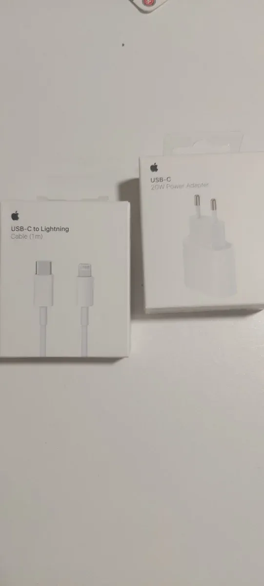 Cable USB-C a Lightning y Cargador 20W