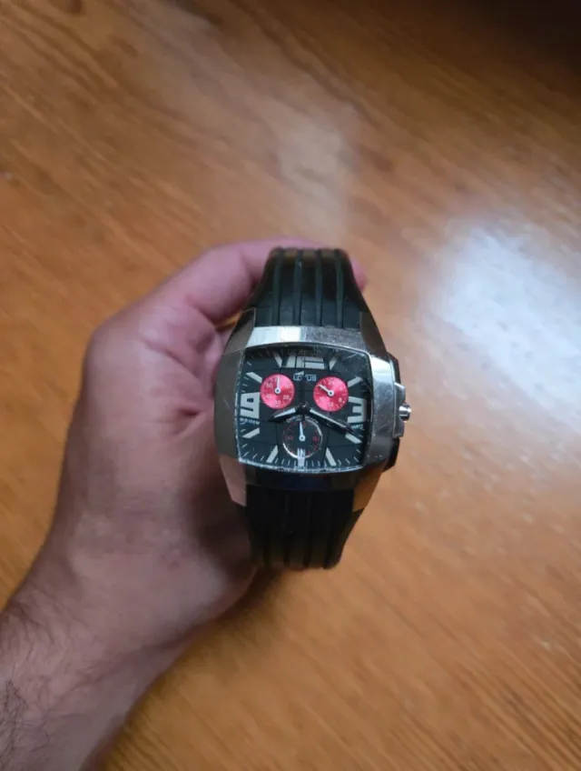 Orologio Lotus Nero e Argento