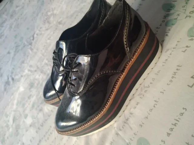 Mocasines Stradivarius charol negros