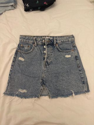 Falda vaquera Bershka desgastada