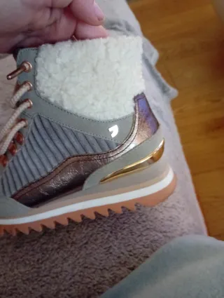 Botas Gios Piel Beige y Dorado