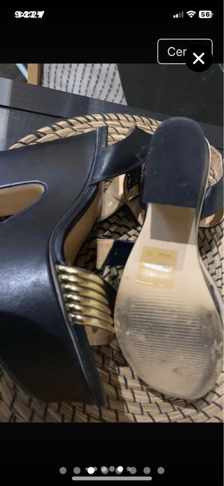 Zapatos de fiesta negros y dorados talla 40