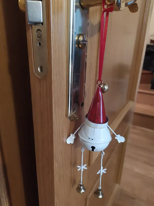 Figurita Muñeco Nieve Colgante Campanas