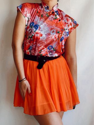 Top estilo asiático floral