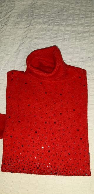 Jersey rojo con pedrería