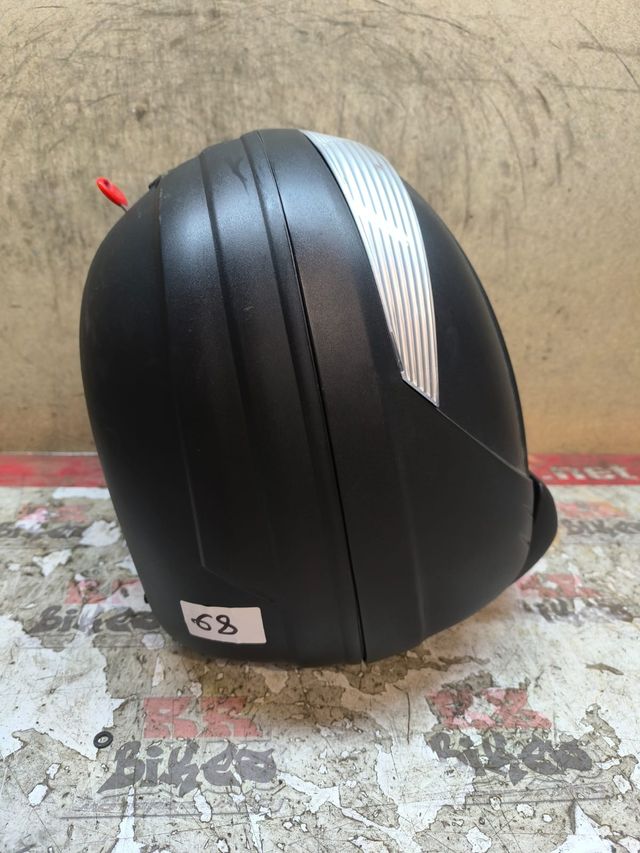 BAUL USADO MARCA SHAD SH29 29 LITROS