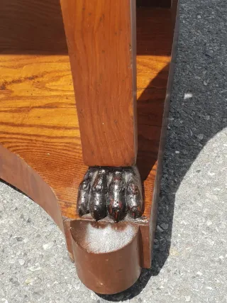 Toilette antica con specchio ovale