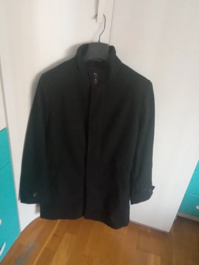 Chaquetón de lana negro