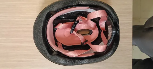 Casco infantil rosa 44-49cm