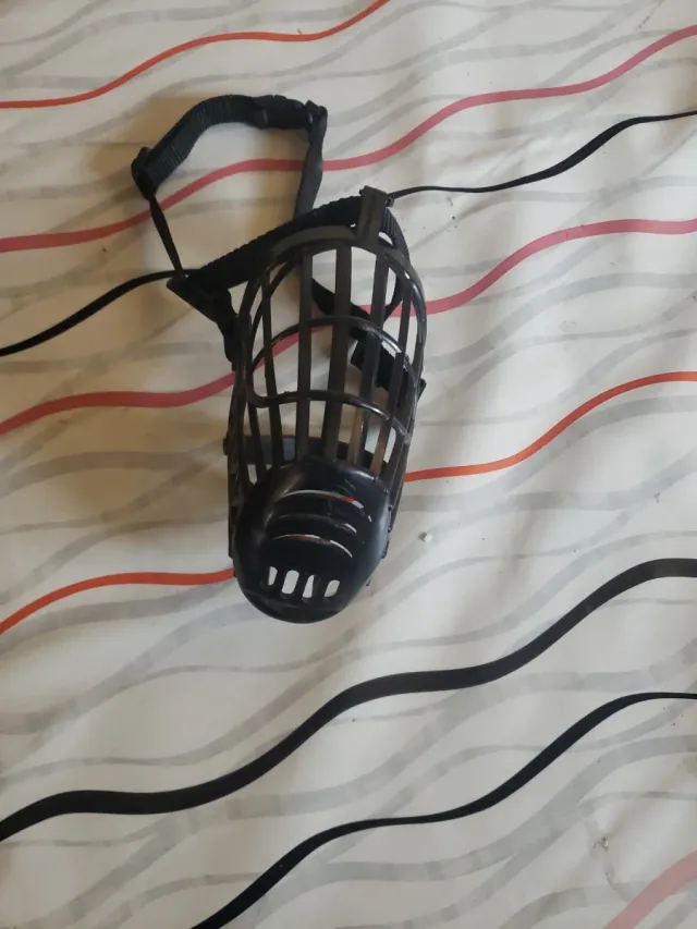 Bozal para perro negro