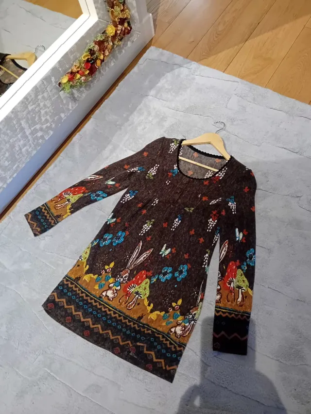 Vestido corto estampado invierno