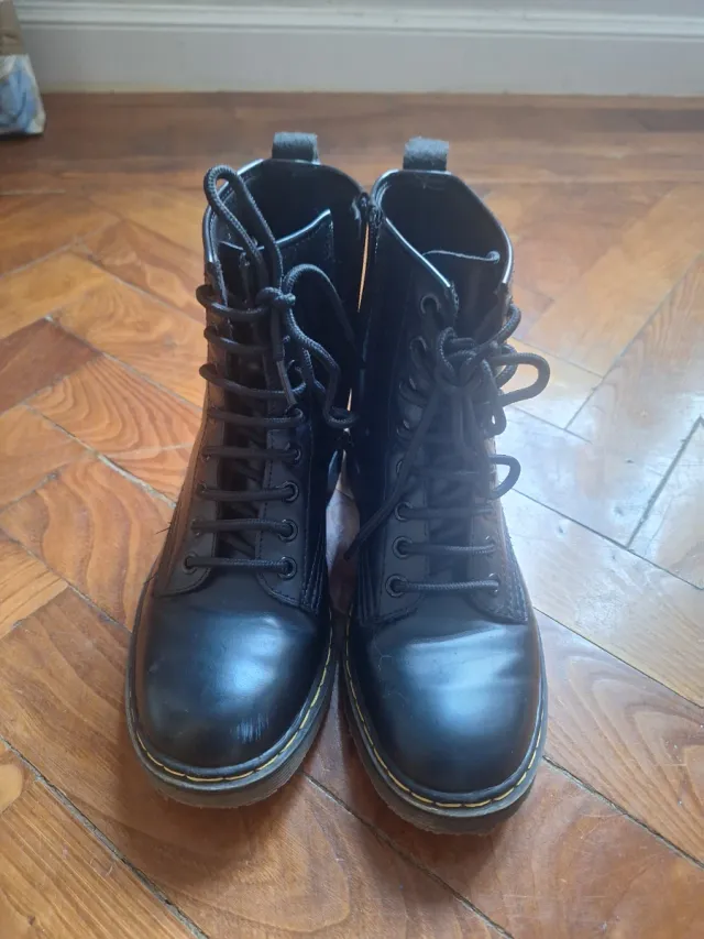 Botas niña negras estilo militar