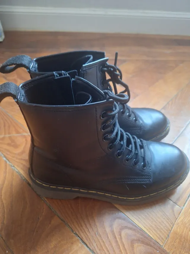 Botas niña negras estilo militar