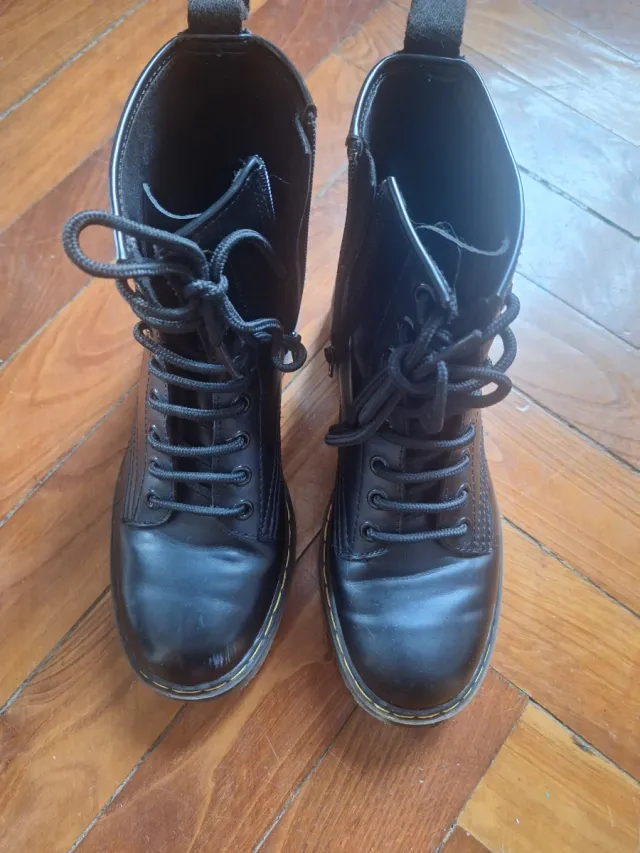 Botas niña negras estilo militar