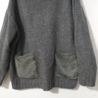 Jersey Zara cuello alto con bolsillos