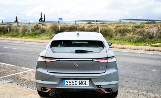 DS DS 4 BlueHDi 130 auto Bastille