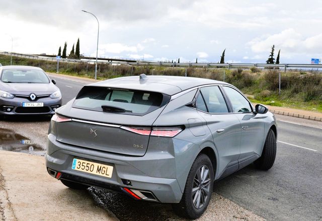 DS DS 4 BlueHDi 130 auto Bastille