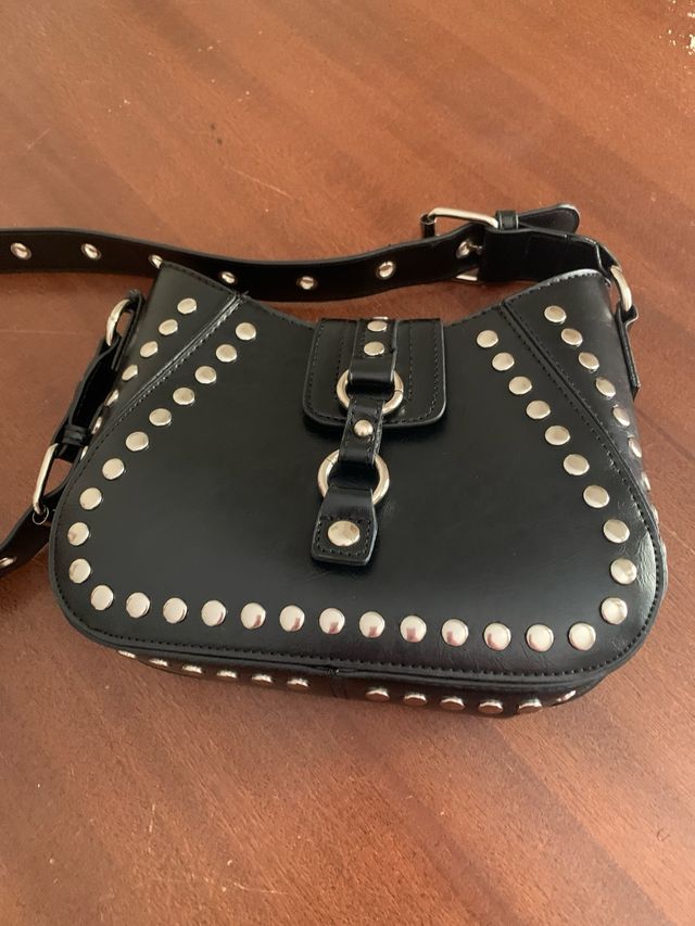 Borsetta da ragazzina nera con borchie cm 22 x 17