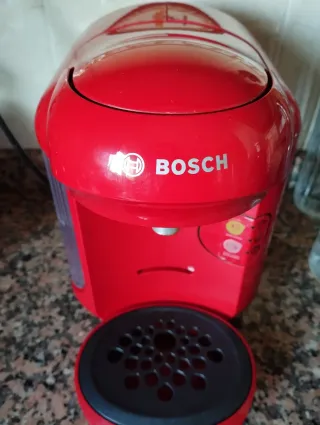 Cafetera Bosch Cápsulas Roja