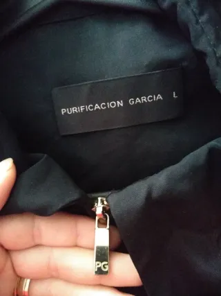 Gabardina Purificación García Negra