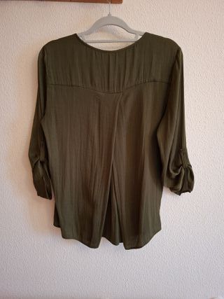 Blusa verde caza de señora