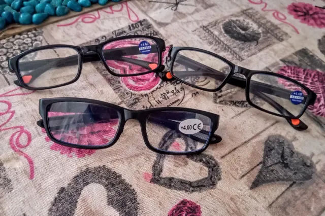 Occhiali da Lettura 3 Paia +4.00