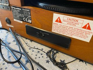 Giradischi portatile retro Roadstar in legno