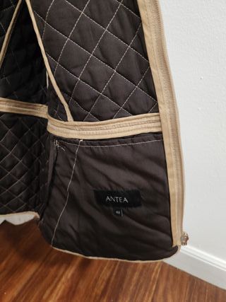 Chaqueta T 48 acolchada beige
